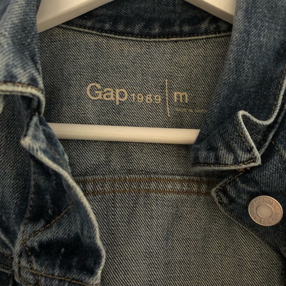 GAP NWOT blue denim jacket - Picture 3 of 4